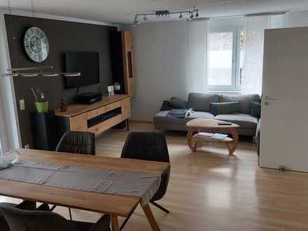 Exklusive, neuwertige Erdgeschosswohnung mit 4 Zimmern, Garten, Keller, Tiefgarage, EBK