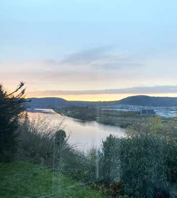 Trier-Feyen - mit Traumblick auf Mosel und Waldnähe - 10-Zimmer-Einfamilienhaus