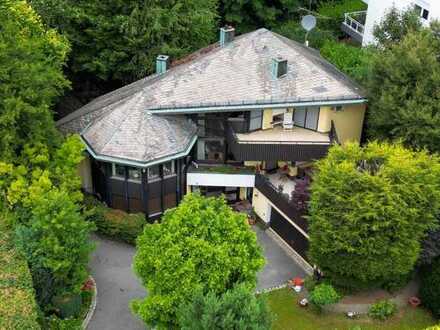 Einzigartiges Einfamilienhaus in bester Wohnlage am Schloß Schellenberg