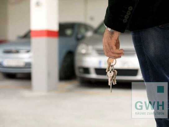 Stellplatz im Garagenhaus Nummer 17 sucht Auto!