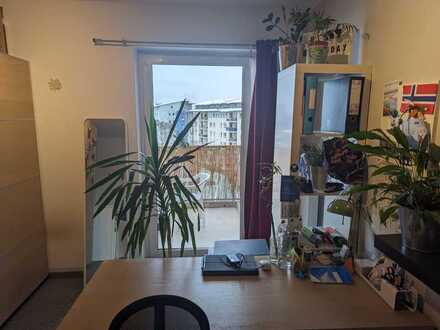 schönes Zimmer zur Zwischenmiete