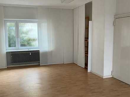 POCHERT IMMOBILIEN - Schönes kleines Büro in zentraler City-Lage / Nähe Stiftsplatz