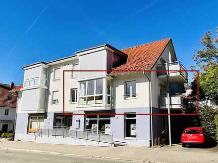 Ausgesprochen helle und großzügige 3- Zimmer- Wohnung