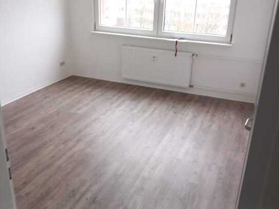 zentrale 2-Zimmer-Wohnung im IV. OG ohne Balkon