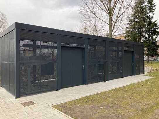 Fahrradstellplatz in abschließbarer Box