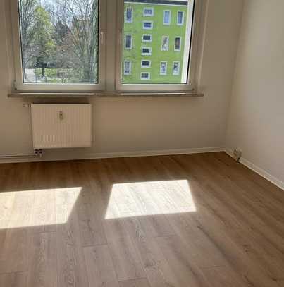 Neu sanierte 2-Zimmer-Wohnung!