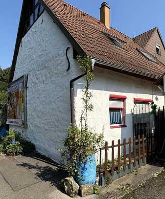 Doppelhaushälfte in ruhiger Lage