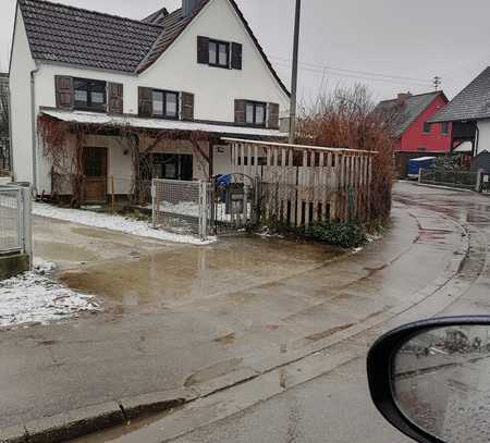 Preiswertes 3, 5 -Zimmer-Haus in Holzheim