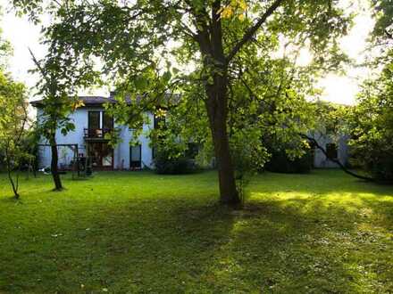 Schöne 5-Zimmer-Wohnung mit Garten in Hennefer Höhenlage