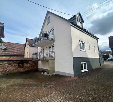 Gut gepflegtes Mehrfamilienhaus