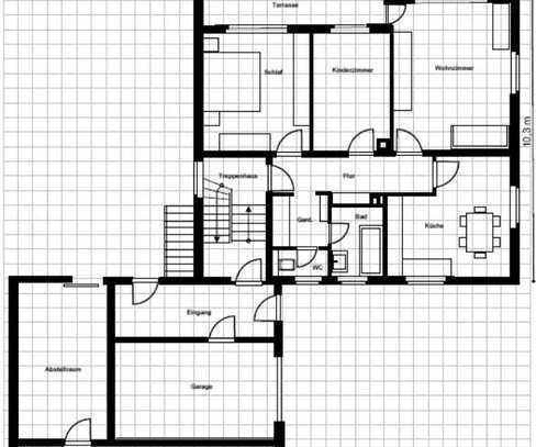 Vielfältige Nutzungsmöglichkeiten: Zwei-Dreifamilienhaus mit Garagen und großem Garten