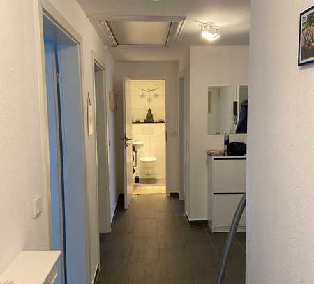 Attraktive 3-Zimmer-DG-Wohnung in Wuppertal-Barmen mit Einbauküche