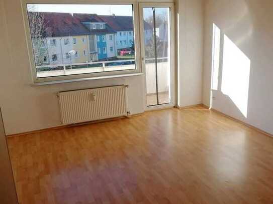 Helle 2 Zimmer Wohnung inklusive Einbauküche in Wathlingen