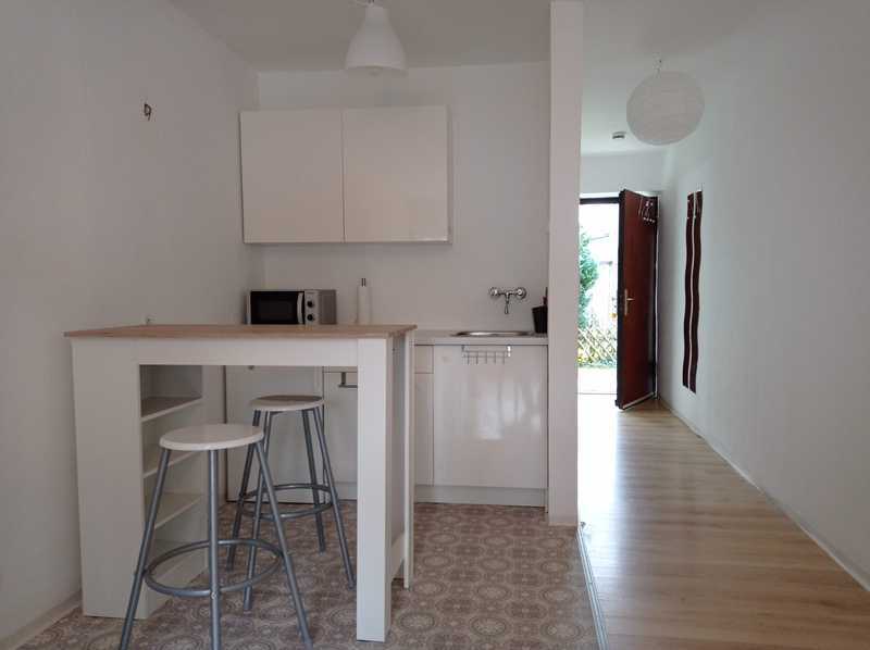 PASING INVESTMENT 3,9% BRUTTOMIETRENDITE: GUT VERMIETETE 1-ZIMMER-WOHNUNG IN BEGEHRTER LAGE