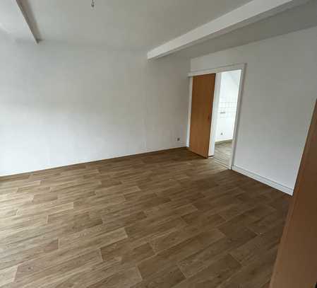 Charmante 2-Zimmer-Wohnung in Burgstädt ab sofort zu vermieten!