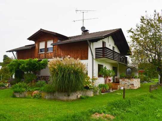 Einfamilienhaus als 4er Land-WG mit viel Platz für kreatives.