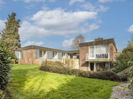 Stilvoller Reihenendbungalow im Stadionviertel