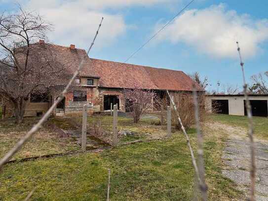 Liebevolles Einfamilienhaus mit Scheune in ländlicher Idylle mit viel Potenzial