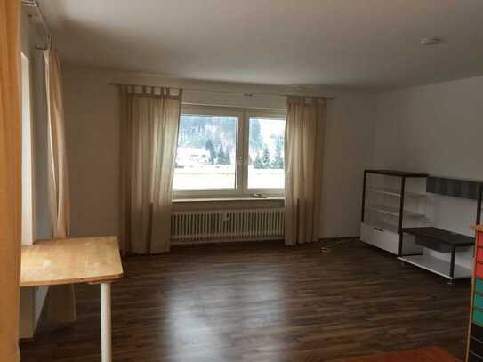 Penthouse mit Balkon , Einbauküche in Bad Herrenalb