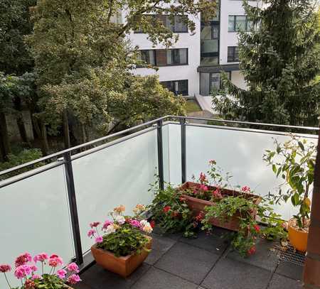 Nachmieter für 4 Zimmer Wohnung mit Balkon in Düsseldorf am Grafenberger Wald