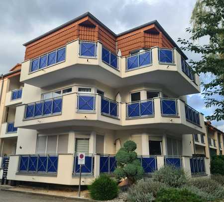 Apartment in gepflegter Wohnanlage mit Balkon und Tiefgaragenstellplatz