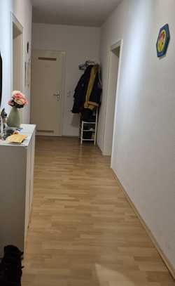 Attraktive 4-Zimmer-Wohnung mit EBK und Balkon in 30171, Hannover - Ideal für Familien