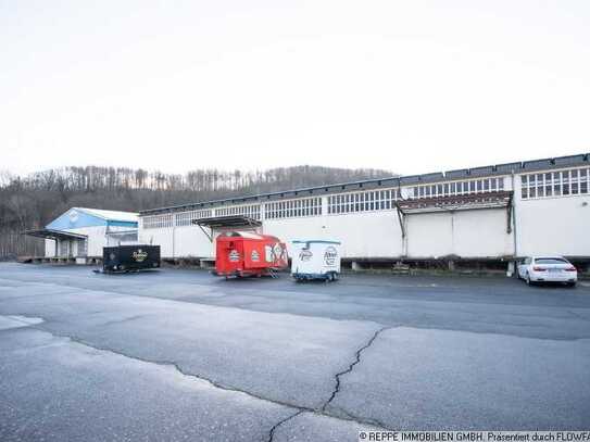 Lagerhallen mit PV Anlage