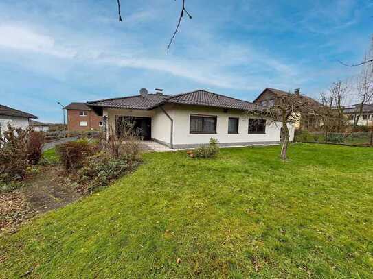 Einfamilienhaus (Walmdachbungalow) in naturverbundener Wohnlage von Königswinter-Frohnhardt