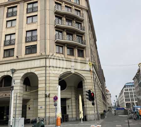 Shop mit historischer Fassade an der Friedrichstr