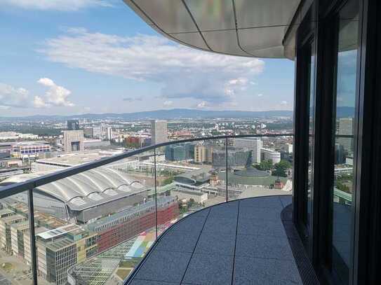 Urban Life Frankfurts: Grand Tower Möbliert 2-Zimmer-Wohnung