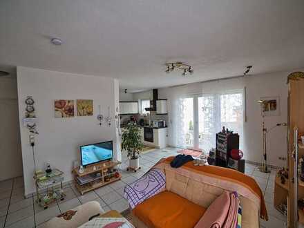 Schöne 2-Zimmer-Erdgeschosswohnung mit ebenerdiger Terrasse in Hennef