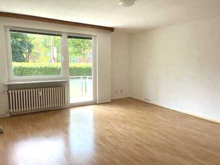 Helle 2,5 Zimmer Wohnung mit sonnigem Balkon in Ahrensburg zu vermieten