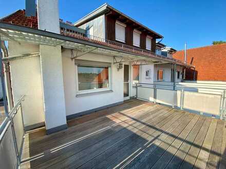 WEITBLICK - großzügige und praktische 2-Zi. Wohnung mit traumhafter Terrasse in Wangen