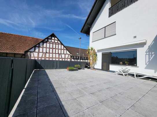 Gemütliches Wohnen mit sehr großer Terrasse in ruhiger Lage!