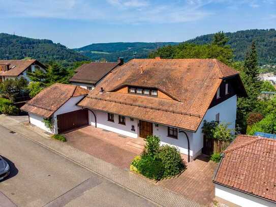 Herrschaftliches Einfamilienhaus mit Einliegerwohnung