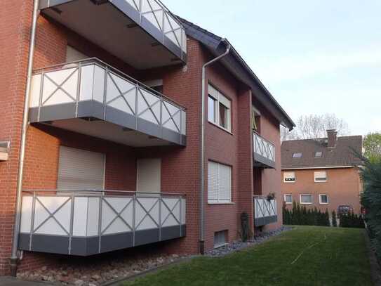 Helle, ruhige, gepflegte 3-ZKB-EG-Wohnung mit Balkon in Gütersloh-Friedrichsdorf - Anliegerstr.