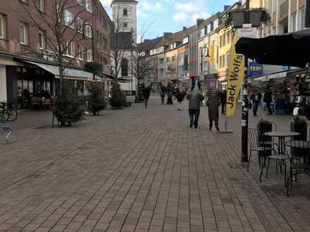 **Hier ist Platz für IHRE Geschäftsidee** Großzügige Gewerbefläche Din.-Altstadt, Fußgängerzone**