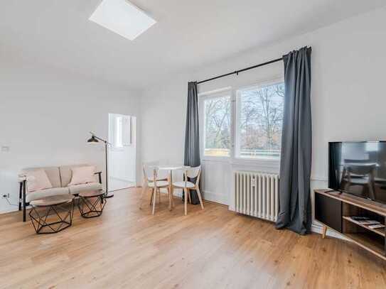 Newly renovated apartment in Neukölln with balcony