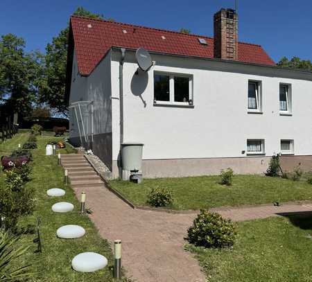 TOP-Angebot - Doppelhaus mit großem Garten