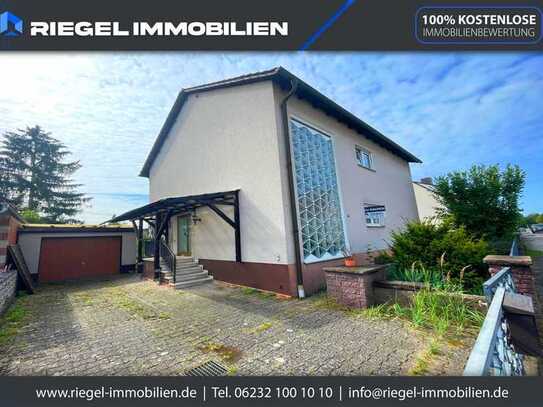 Sie hier? Wir auch! Einfamilienhaus mit Garage in angenehmer und beliebter, ruhiger Wohnlage