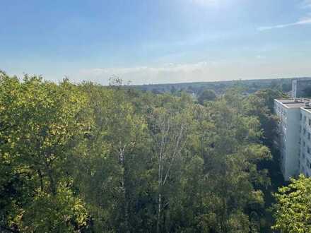 Brück Immobilien - Oberste Etage - Vermietete, ruhige 1 Zi.-Eigentumswohnung mit West-Balkon