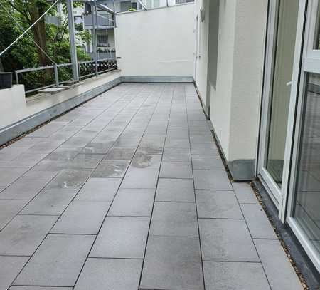 3,5 Gigantische Terrasse + Studenten & WG Wilkommen