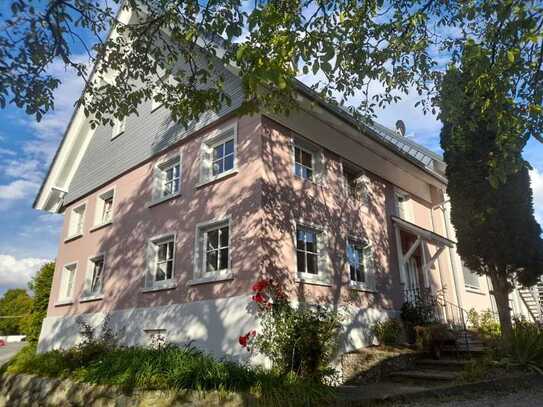 Sanierter Altbau/Bauernhaus mit fünf Zimmern und EBK in Oberteuringen, Ortsteil Hefigkofen