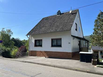 Einfamilienhaus mit Einliegerwohnung im OT Weierbach