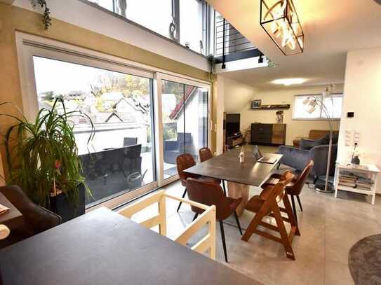 *Traumwohnung*4,5-Zi.-Maisonette-Whg. mit fabelhaftem Raumangebot, Balkon, TG- und Außenstellplatz*