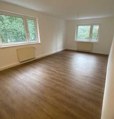 modern renovierte 36 qm 1-Zimmer-Wohnung mit Kochzeile/Bad in Frankfurt am Main, Berger Str.
