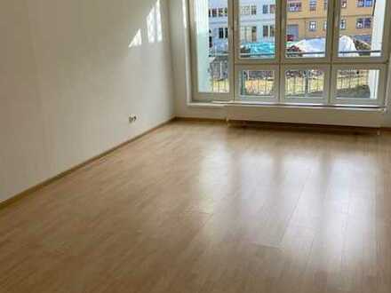 Erstbezug nach Sanierung: freundliche 2-Zimmer-Wohnung mit Balkon in Gotha