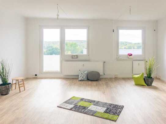 Großzügige Etagenwohnung mit 2 Balkonen