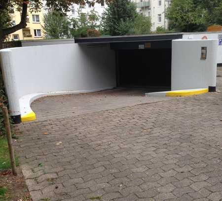 TIEFGARAGENSTELLPLATZ