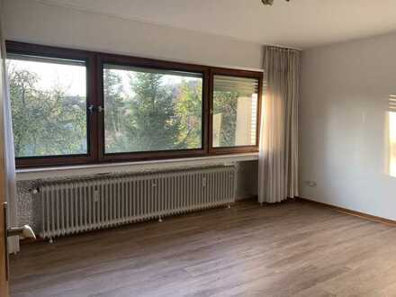 Ansprechende 2,5-Zimmer-Wohnung mit Balkon in Bedburg West